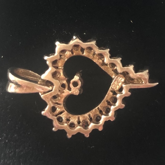 ***SOLD***Silver Garnet Heart Pendant - Picture 2 of 2